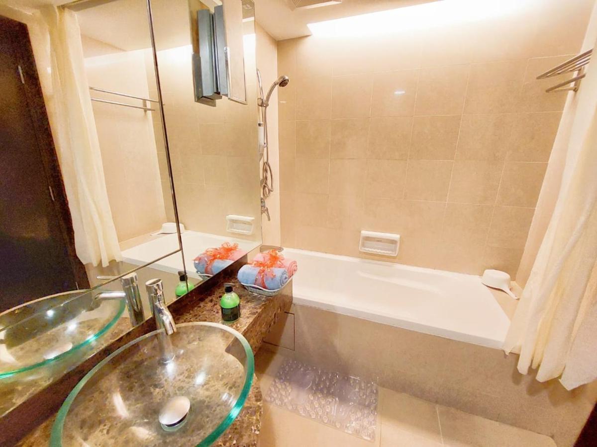 Exclusive Family Suites @ Sunway Pyramid Resort เปอตาลิงจายา ภายนอก รูปภาพ