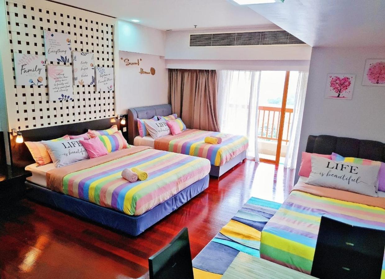Exclusive Family Suites @ Sunway Pyramid Resort เปอตาลิงจายา ภายนอก รูปภาพ